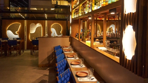 Desktop banner element 1