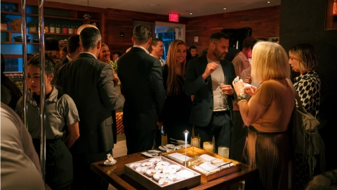 Desktop banner element 2